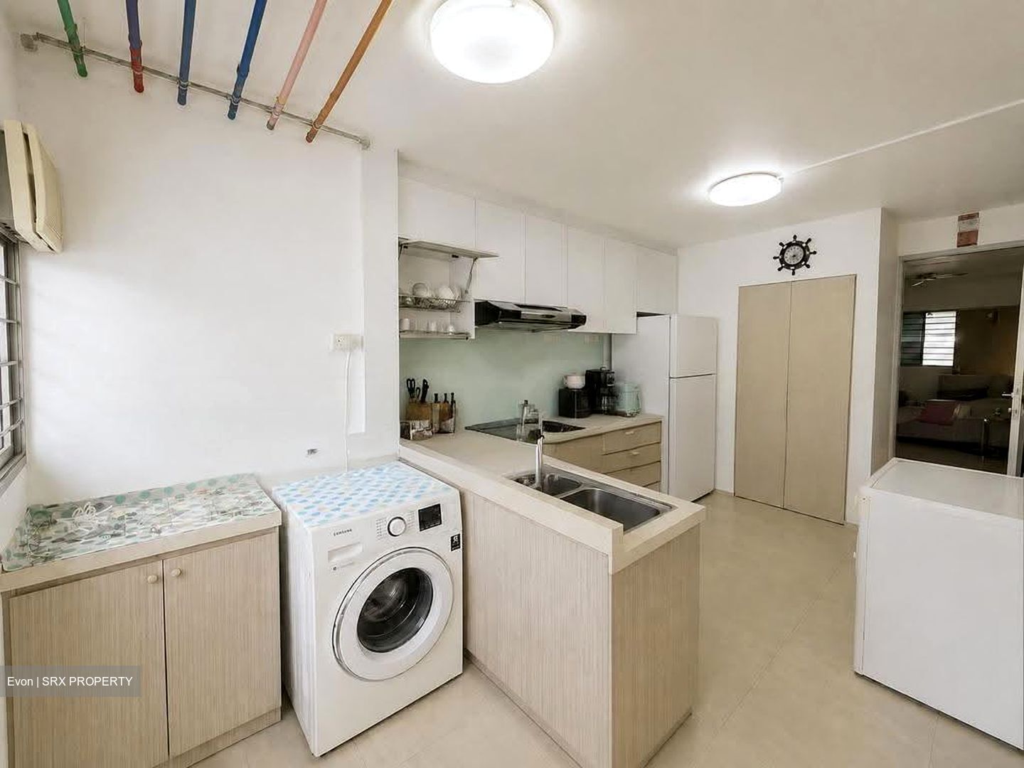 Blk 244 Jurong East Street 24 (Jurong East), HDB 3 Rooms #607522591